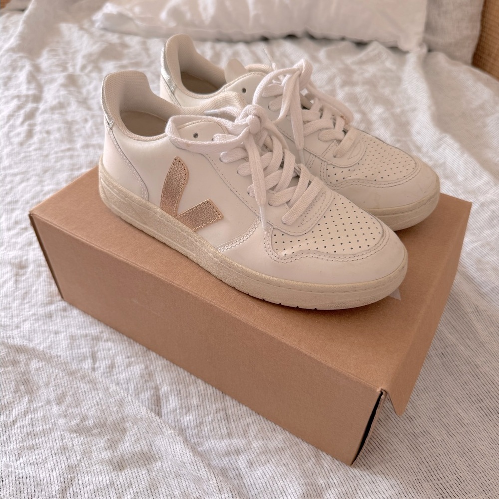 Veja women shoes